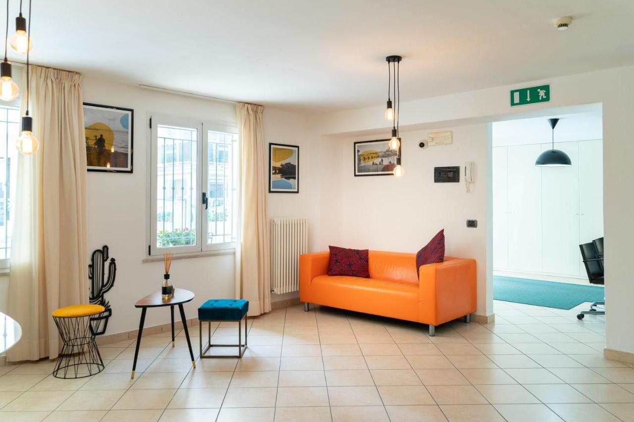 Residence L'Appartamento 里米尼 外观 照片