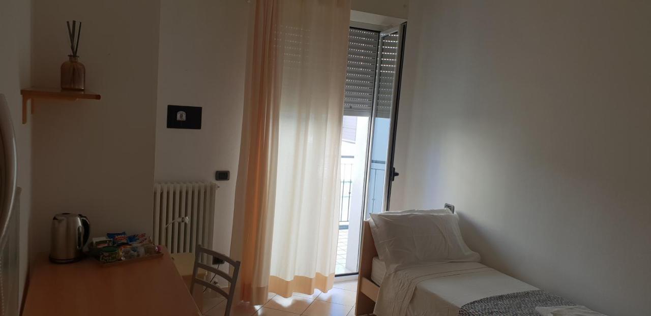 Residence L'Appartamento 里米尼 外观 照片