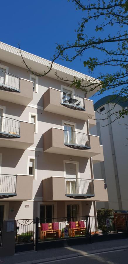 Residence L'Appartamento 里米尼 外观 照片